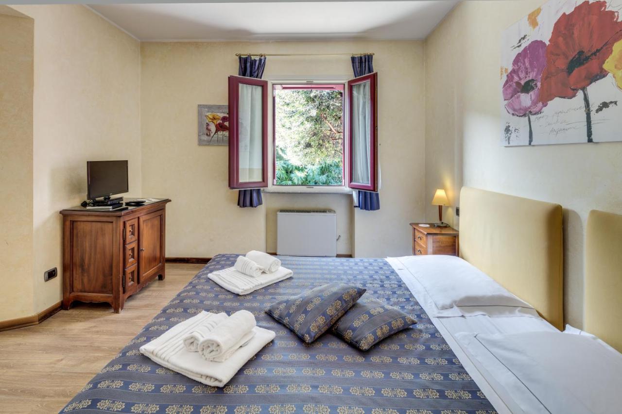 Hotel Castello Rosso Costigliole Saluzzo Esterno foto