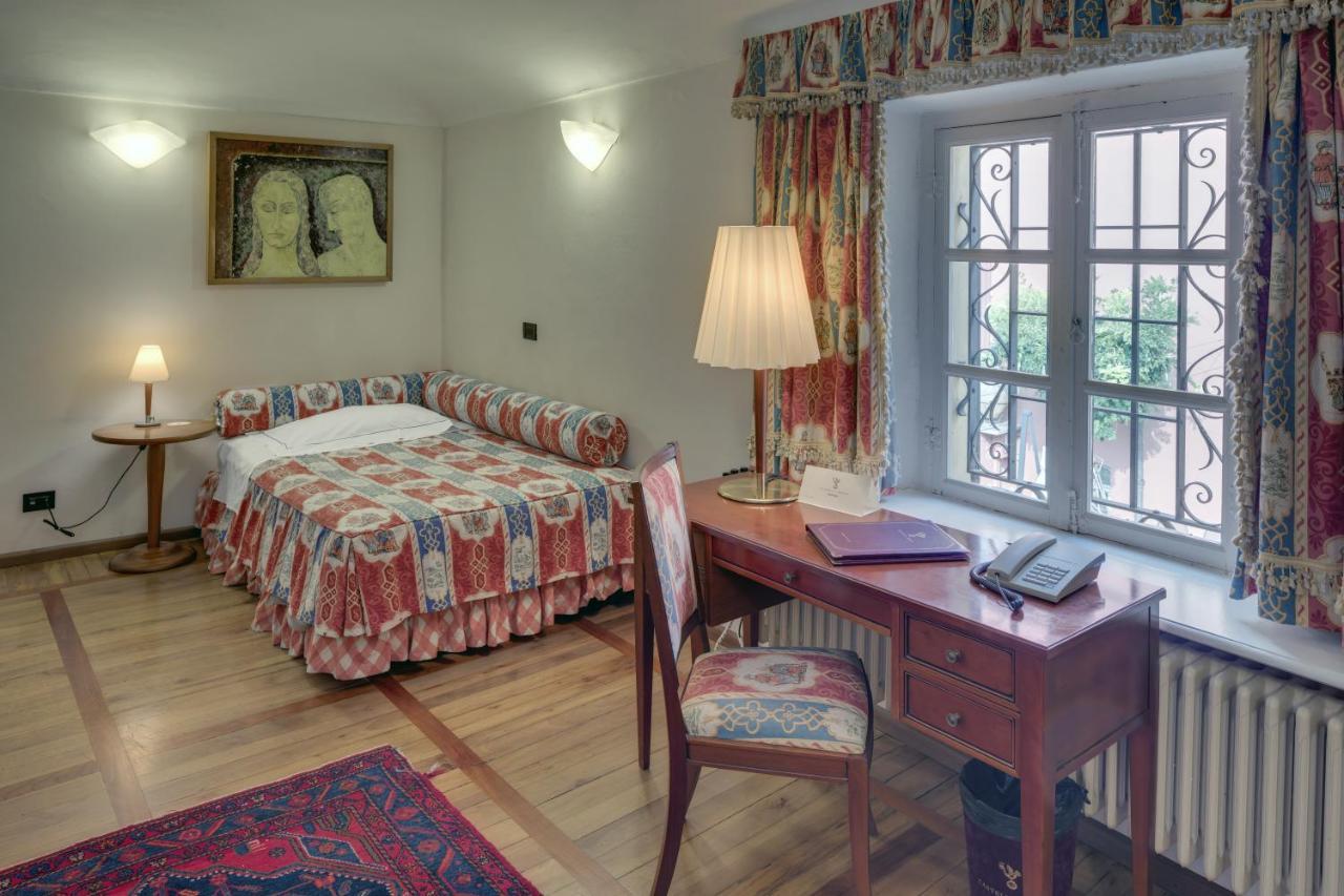 Hotel Castello Rosso Costigliole Saluzzo Esterno foto