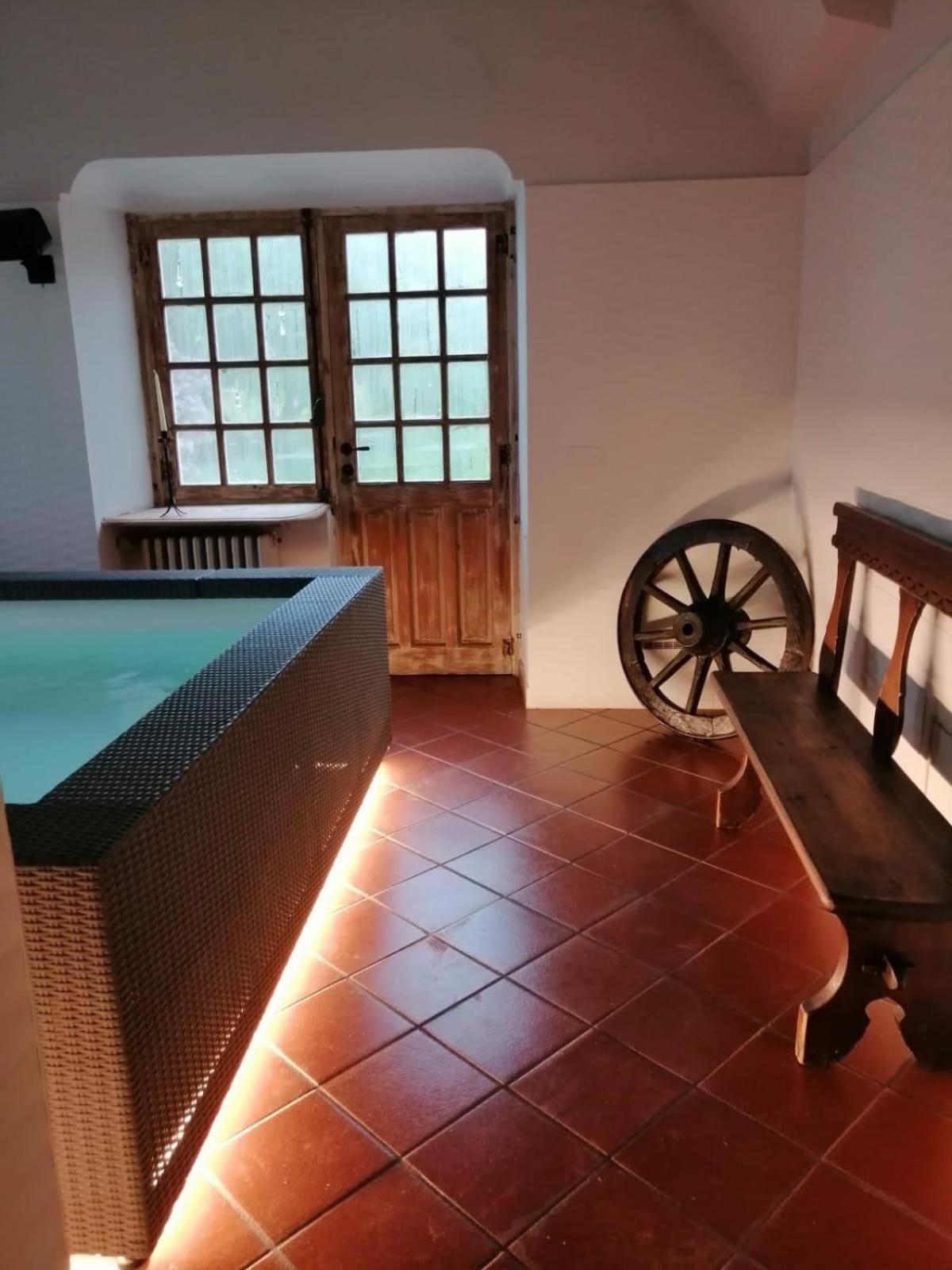 Hotel Castello Rosso Costigliole Saluzzo Esterno foto